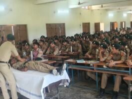 अयोध्या: एनसीसी शिविर के छठवें दिन कैडेटों ने सीखे सैन्य तकनीक और प्राथमिक चिकित्सा के गुर